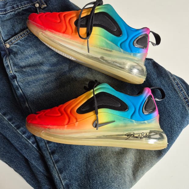 235)나이키 에어맥스 720 레인보우 운동화