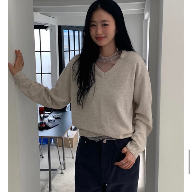 프롬비기닝 메르시 베이직브이넥니트 오이스터 그레이