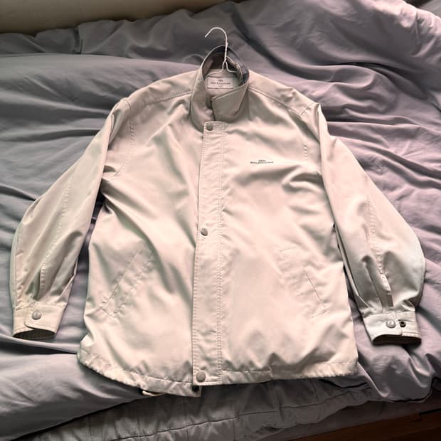 Balenciaga 발렌시아가 바람막이 팝니다