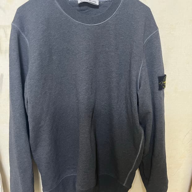 25FW 스톤 아일랜드 맨투맨