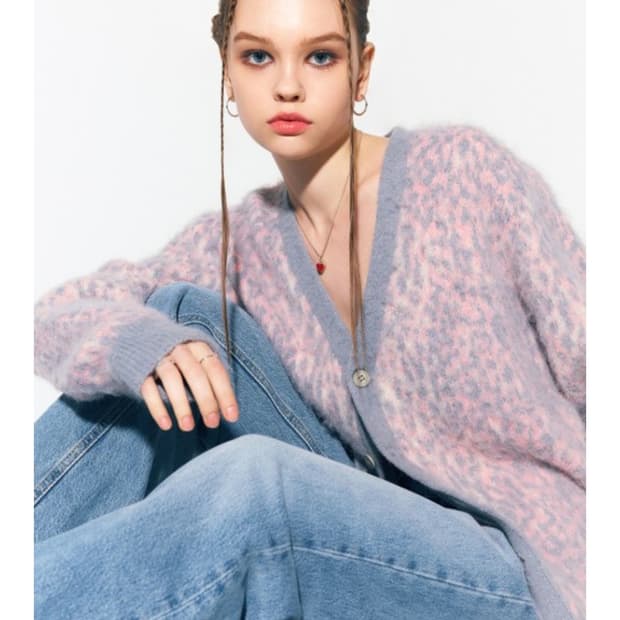 에즈이프 캘리 가디건 LEOPARD KNIT CARDIGAN PINK