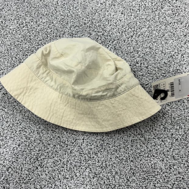 [새상품] 자라 하이테크 버킷햇