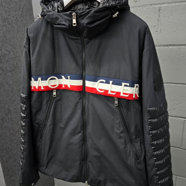 몽클레어 OLARGUES 삼선 빅로고 경량패딩 4사이즈