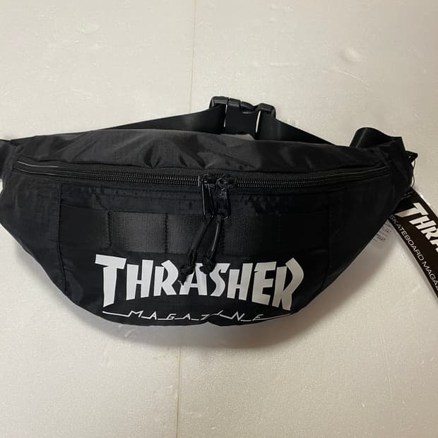Thrasher 힙색 새제품