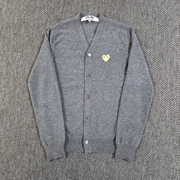 꼼데가르송 골드와펜 가디건
