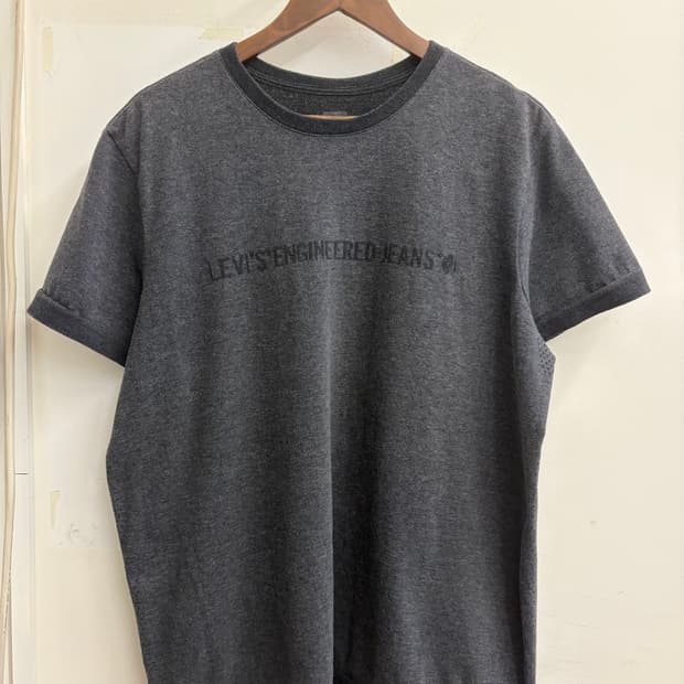 N326. 리바이스 엔진 티셔츠 반팔