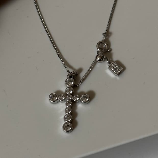 넘버링 3729 십자가 목걸이 실버