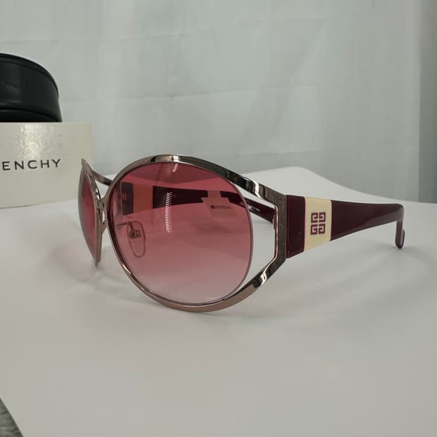 [새상품 무료배송] 정품 지방시 Made in Italy 선글라스