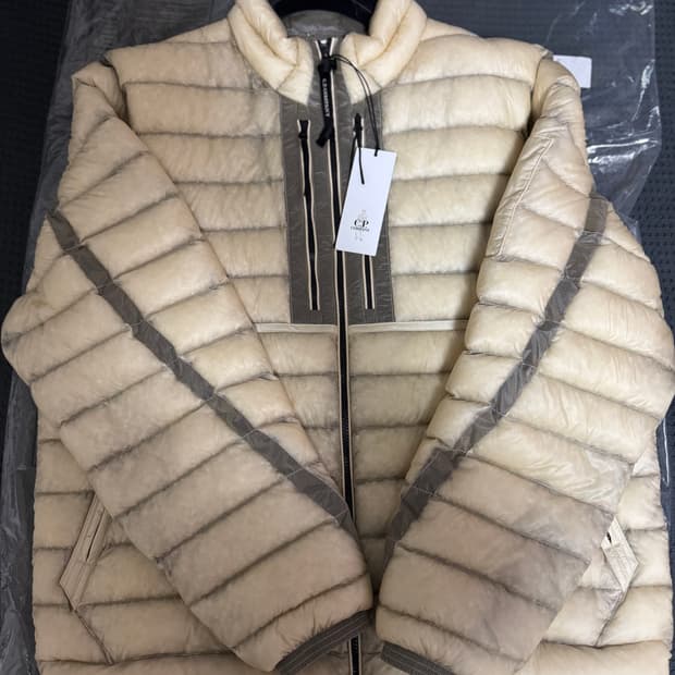 [XXL] cp컴퍼니 DD쉘 피스타치오 논후드