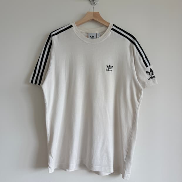 아디다스(adidas) 파이어버드 반팔 티셔츠