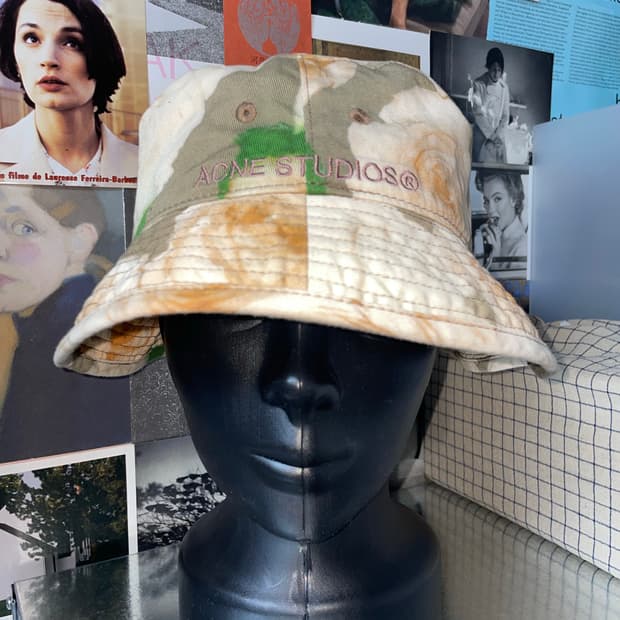 아크네스튜디오 버킷햇