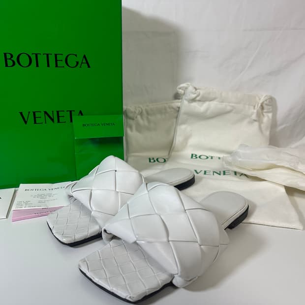 보테가베네타 리도 뮬 화이트 (36)