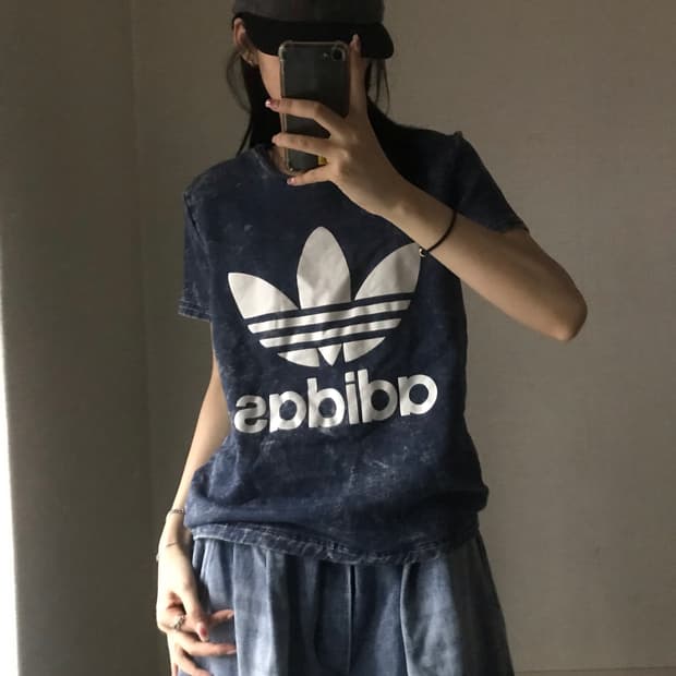 아디다스 워시드 데님 반팔티셔츠