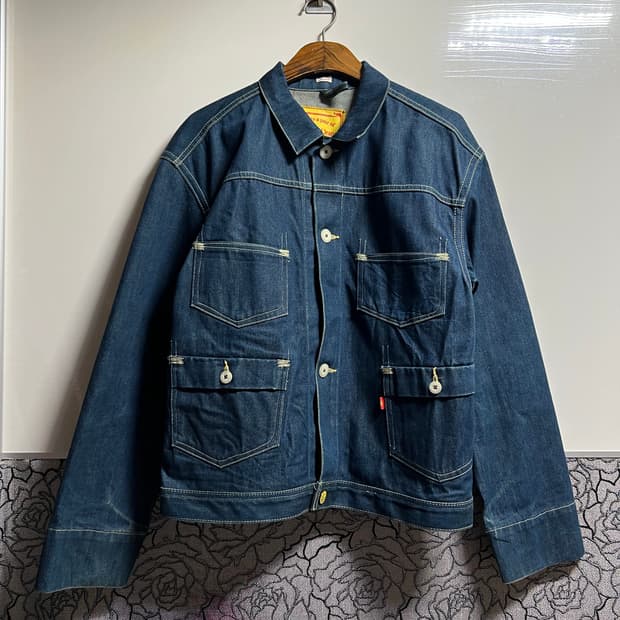 리바이스 레드 컬렉션 데님 포켓 자켓