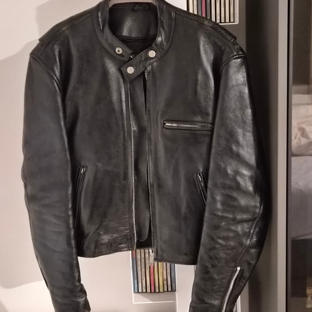 싱글 크롭 라이더 자켓