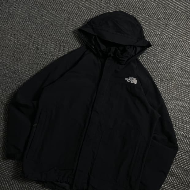 노스페이스 고프코어 마운틴 바람막이 블랙y 4120