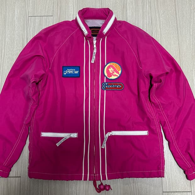 히스테릭 글래머 바람막이