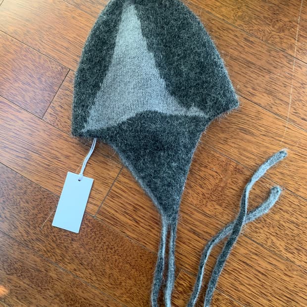 로아하이킹 roa hiking 모헤어 이어플랩 비니