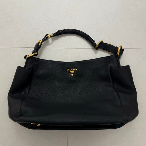 프라다 비텔로 다이노 호보 숄더백 블랙