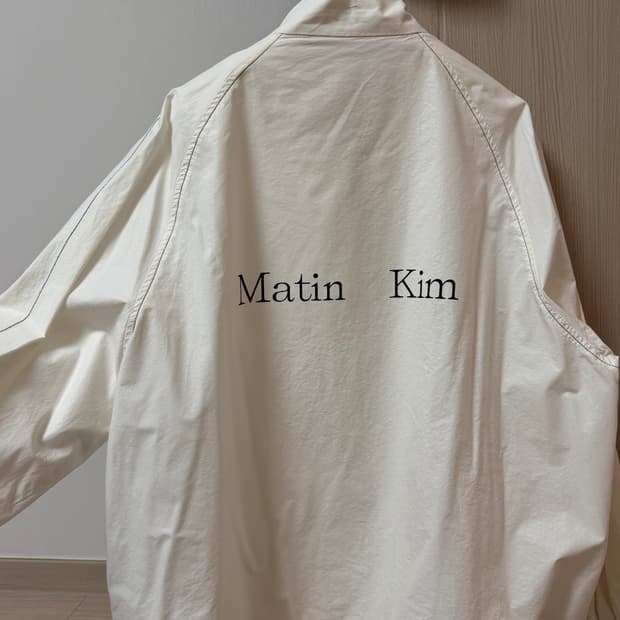 마뗑킴 바람막이 코팅 점퍼 (아이보리)