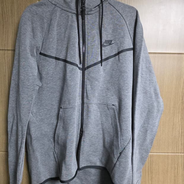 나이키 테크팩 진회색 셋업