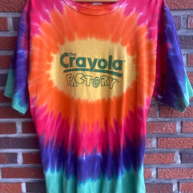 90s crayola tshirt