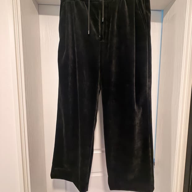 솔리드옴므 벨루어 벨벳 팬츠 50