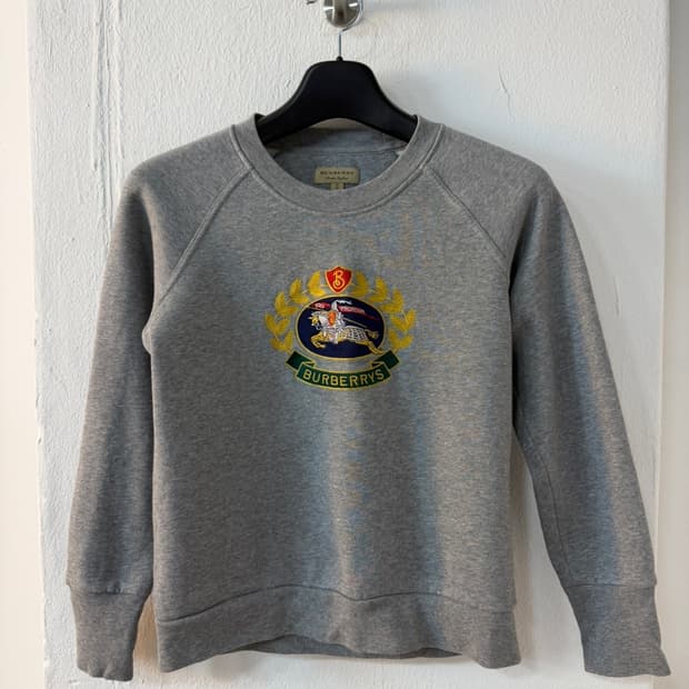 버버리 아카이브 로고 스웻셔츠 맨투맨