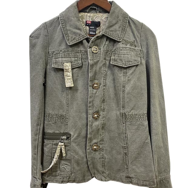 디젤 페이즐리패턴 포인트 카키 패치 자수 자켓