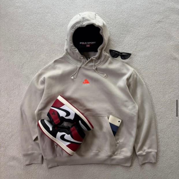 XL / 나이키 ACG 풀오버 후드티셔츠 (크림슨)