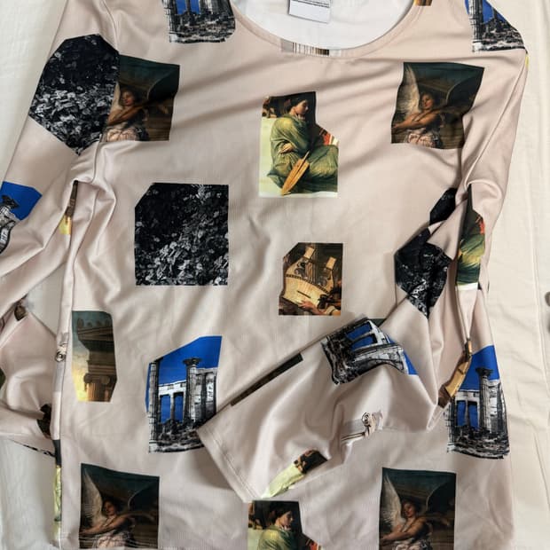 자라 프린팅 티셔츠