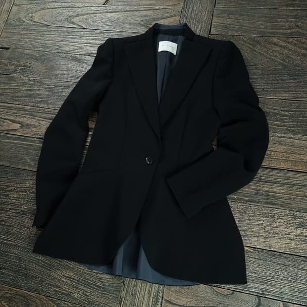 [미샤] 엘레강스 슬림핏 원버튼 블레이저 자켓 블랙 M18992
