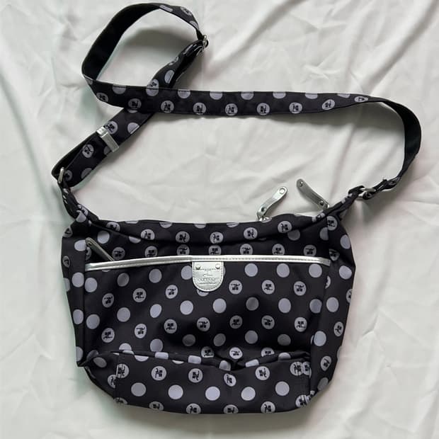Courreges dot crossbag 꾸레쥬 도트 크로스백