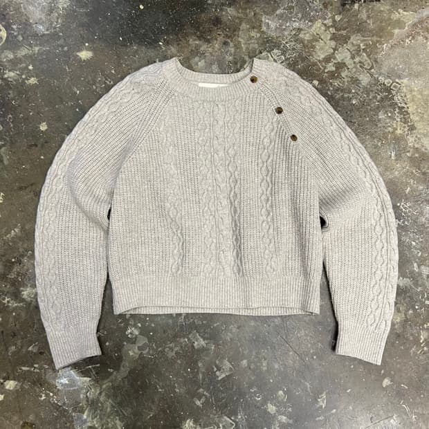 F) 지컷 케이블 니트 스웨터