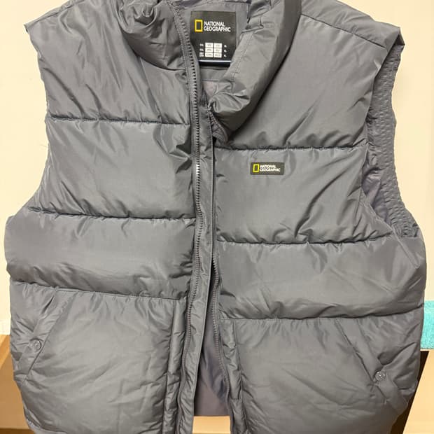 내셔널지오그래픽 패딩조끼 그레이 xxl