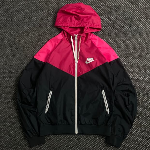 나이키 우먼스 윈드러너 러닝 바람막이o 4645