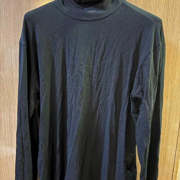 유스 핑거홀 터틀넥 티 L 새상품