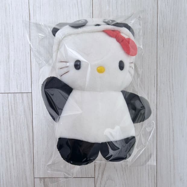 헬로키티 고전 판다 인형