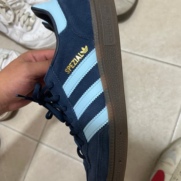 아디다스 스페지알 네이비270