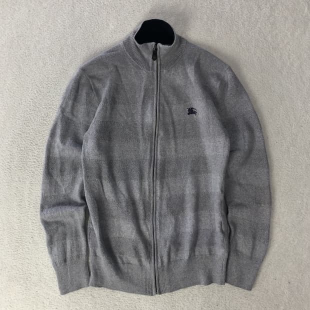 버버리 니트집업 