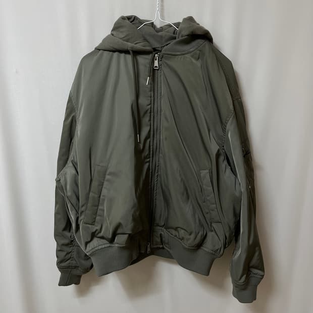 스파오 MA-1 후드 항공 점퍼 M/95