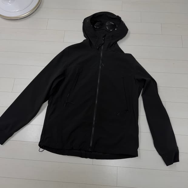 p컴퍼니  CP SHELL - R  54 사이즈  사진 찍고 절대 안입습