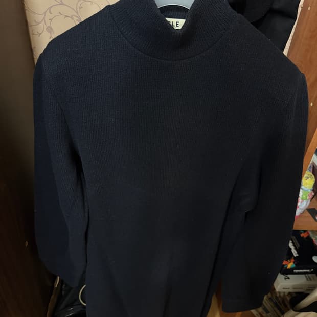 로우클래식 니트 원피스 free