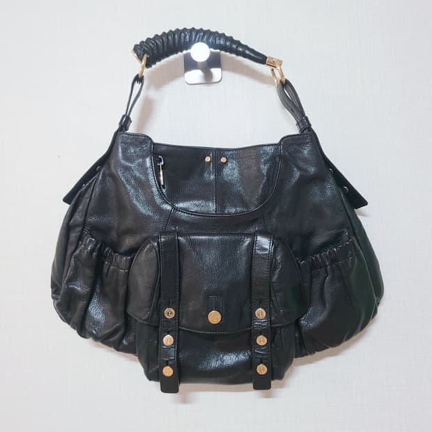 생로랑 몸바사 레더 숄더백