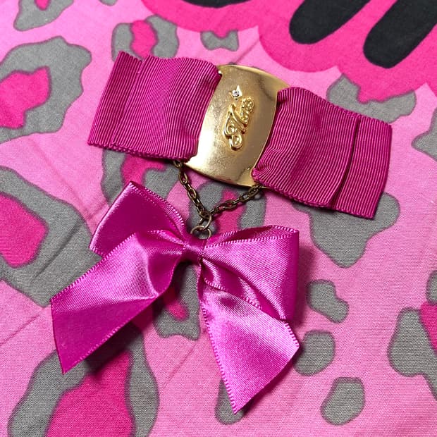 MA*RS마즈 금장 각인 핑크리본 헤어핀 히메로맨틱갸루 핀터 아게하109