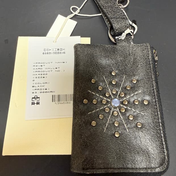 폴리테루 리벳 카드 월렛 블랙 팝니다