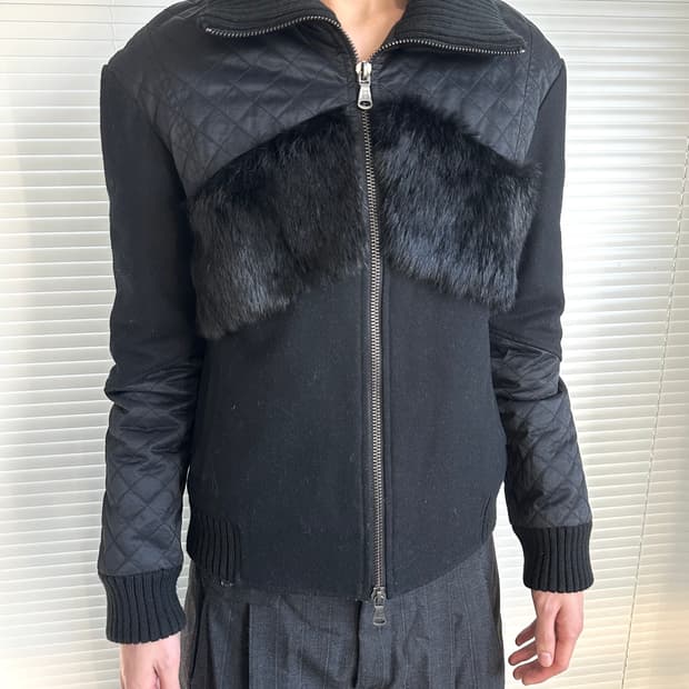 발망 퍼 퀼팅 하이넥 봄버 자켓