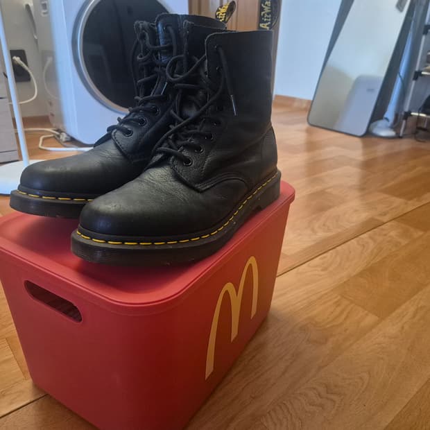 닥터마틴 1460 부츠