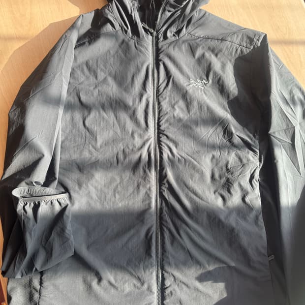 아크테릭스 아톰sl 후디 블랙 XL