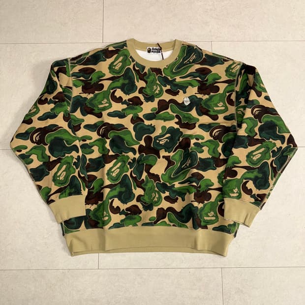 (XXL) 베이프 메탈로고 카모 맨투맨 스웻셔츠